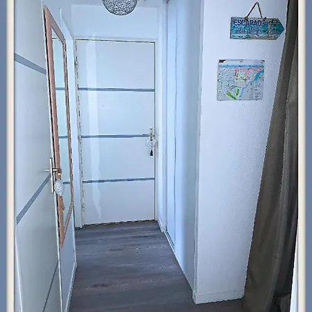Cabourg, Appartement Plain Pied Avec Terrasse Acces Direct A La Plage Buitenkant foto