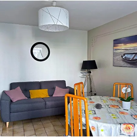 Cabourg, Appartement Plain Pied Avec Terrasse Acces Direct A La Plage Buitenkant foto