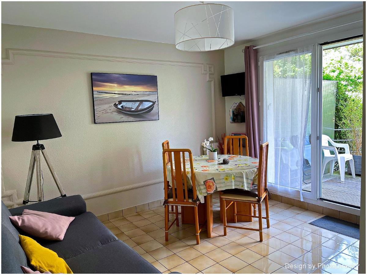 Cabourg, Plain Pied Avec Terrasse Acces Direct A La Apartment Cabourg